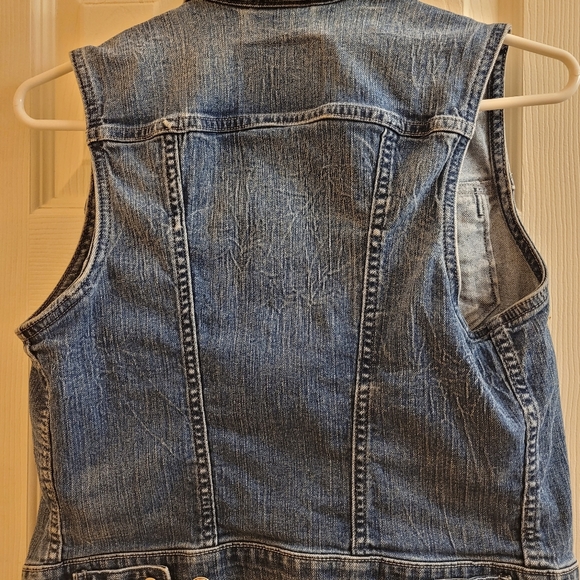 Levi's Jean Vest - Picture 4 of 4